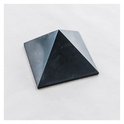 PIRAMIDE DI SHUNGITE LUCIDA Cristalli e altro