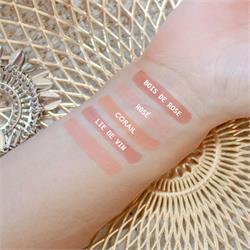 BLUSH 06  LIE DE VIN  Boho Green Make-up