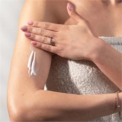 ULTRA DELICATO - CREMA CORPO SENZA PROFUMO Officina Naturae