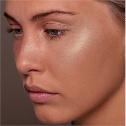 ILLUMINANTE  GOLDDUST  - REFILL Benecos