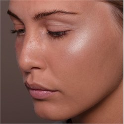BEAUTY ID REFILL - ILLUMINANTE  SHOOTING STAR  Benecos