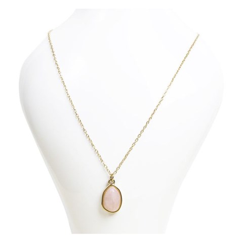 COLLANA CON PENDENTE IN QUARZO ROSA