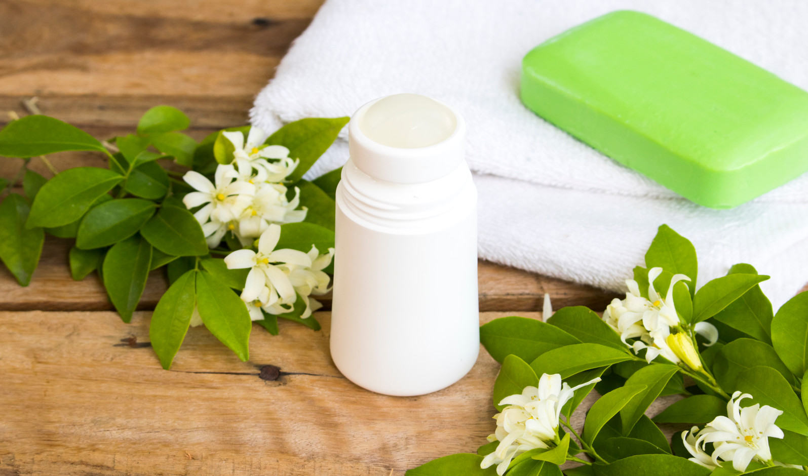 Deodorante e detergenti naturali e bio