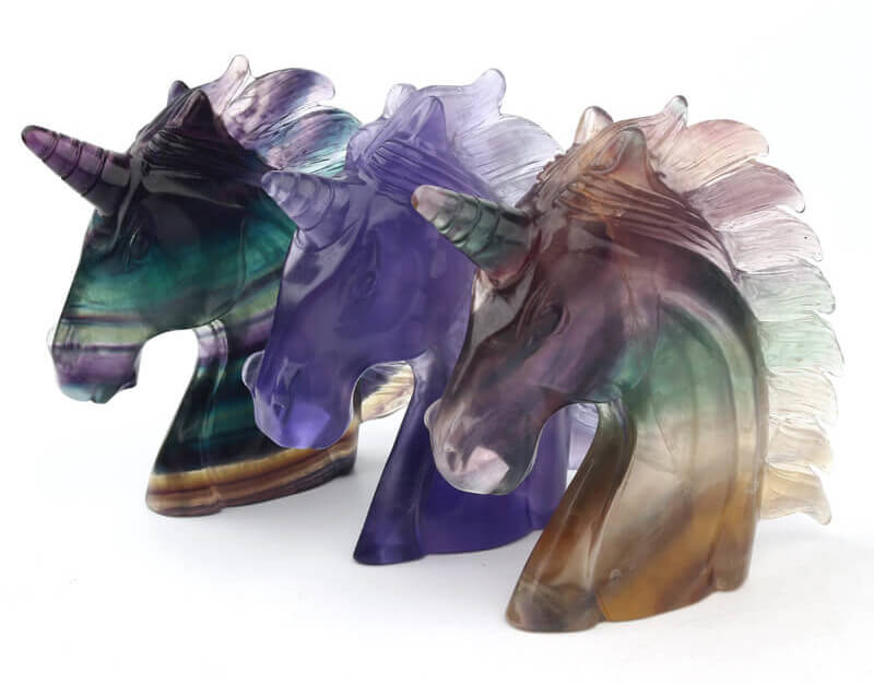 Esempi di sculture Unicorno in Fluorite arcobaleno